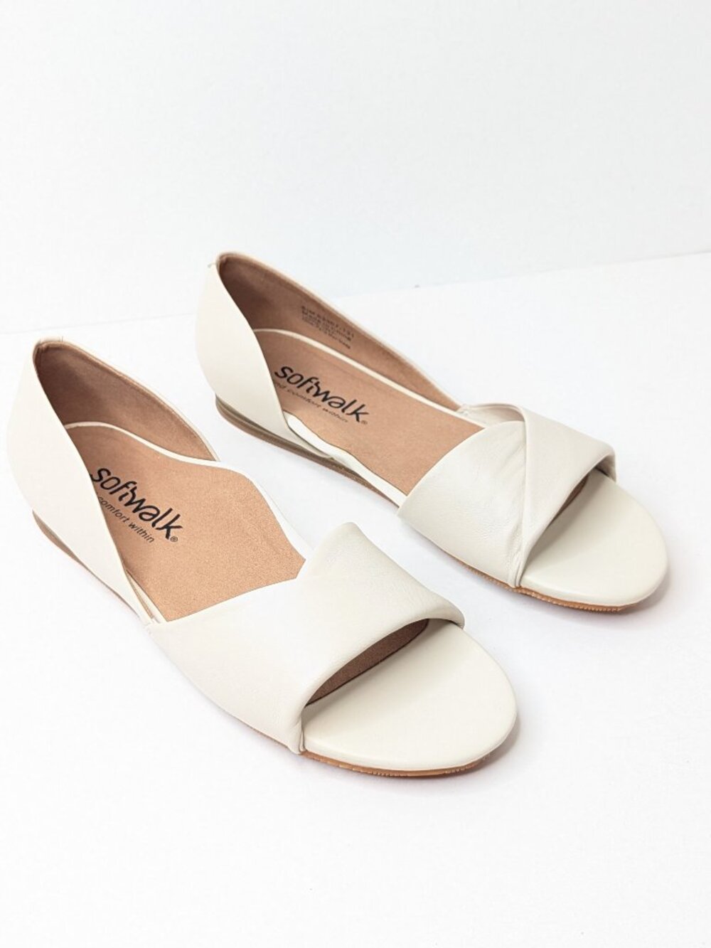 SoftWalk Cypress Open Toe Flats Ivory Leather Women's 8.5